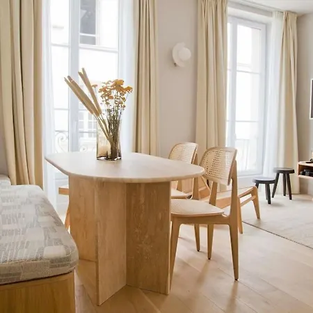 Margot - Luxury 2br Mouffetard Historic Heights *