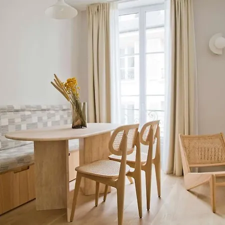 아파트 Margot - Luxury 2br Mouffetard Historic Heights 파리