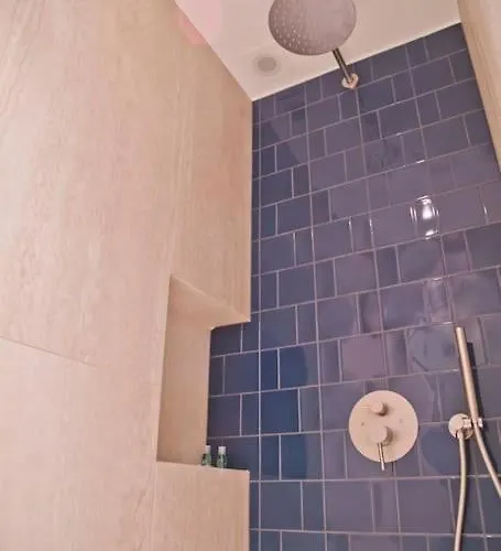 Margot - Luxury 2br Mouffetard Historic Heights Paris